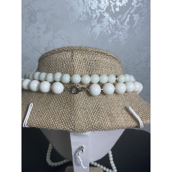 2 Layering Vintage White Beaded Necklace Long With Lobster Clasp - Picture 4 of 4